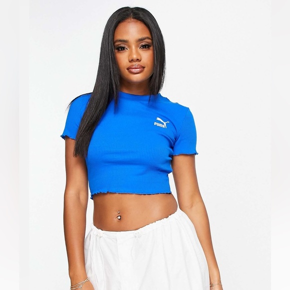 Puma acid bright lettuce hem crop top in blue - Picture 2 of 4